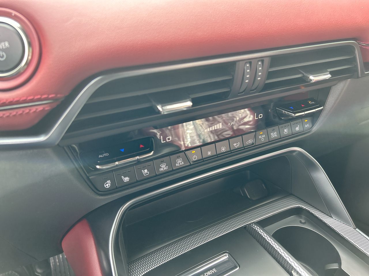 Mazda CX-70 Plug-In Hybrid  2026 à Scarborough, Ontario