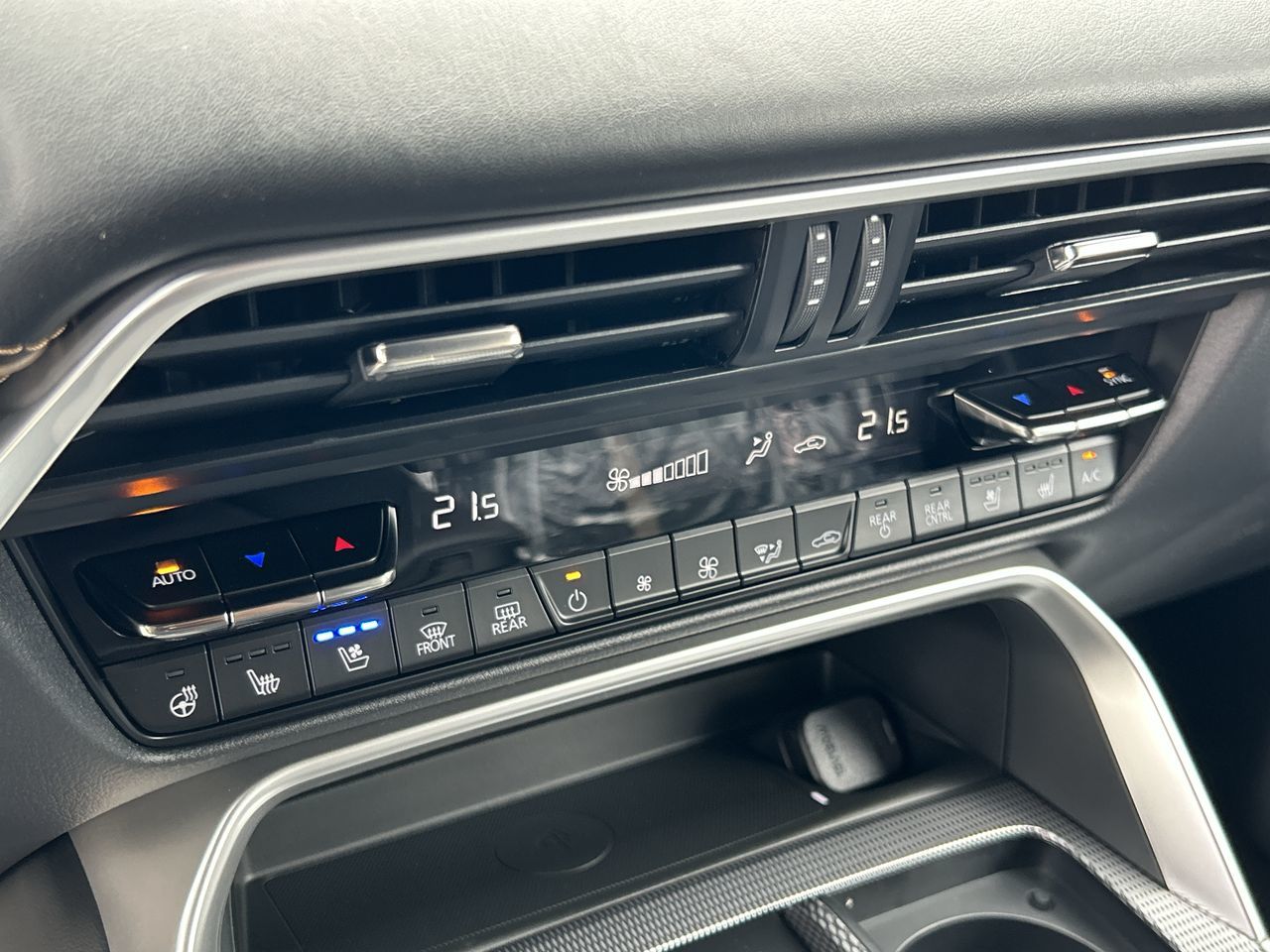 2026 Mazda CX-90 Mild Hybrid in Scarborough, Ontario