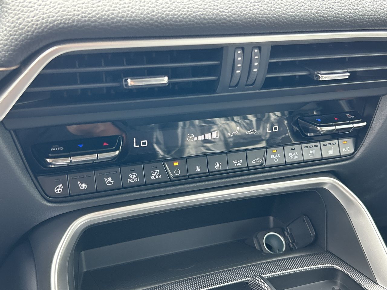 2026 Mazda CX-90 Mild Hybrid in Scarborough, Ontario