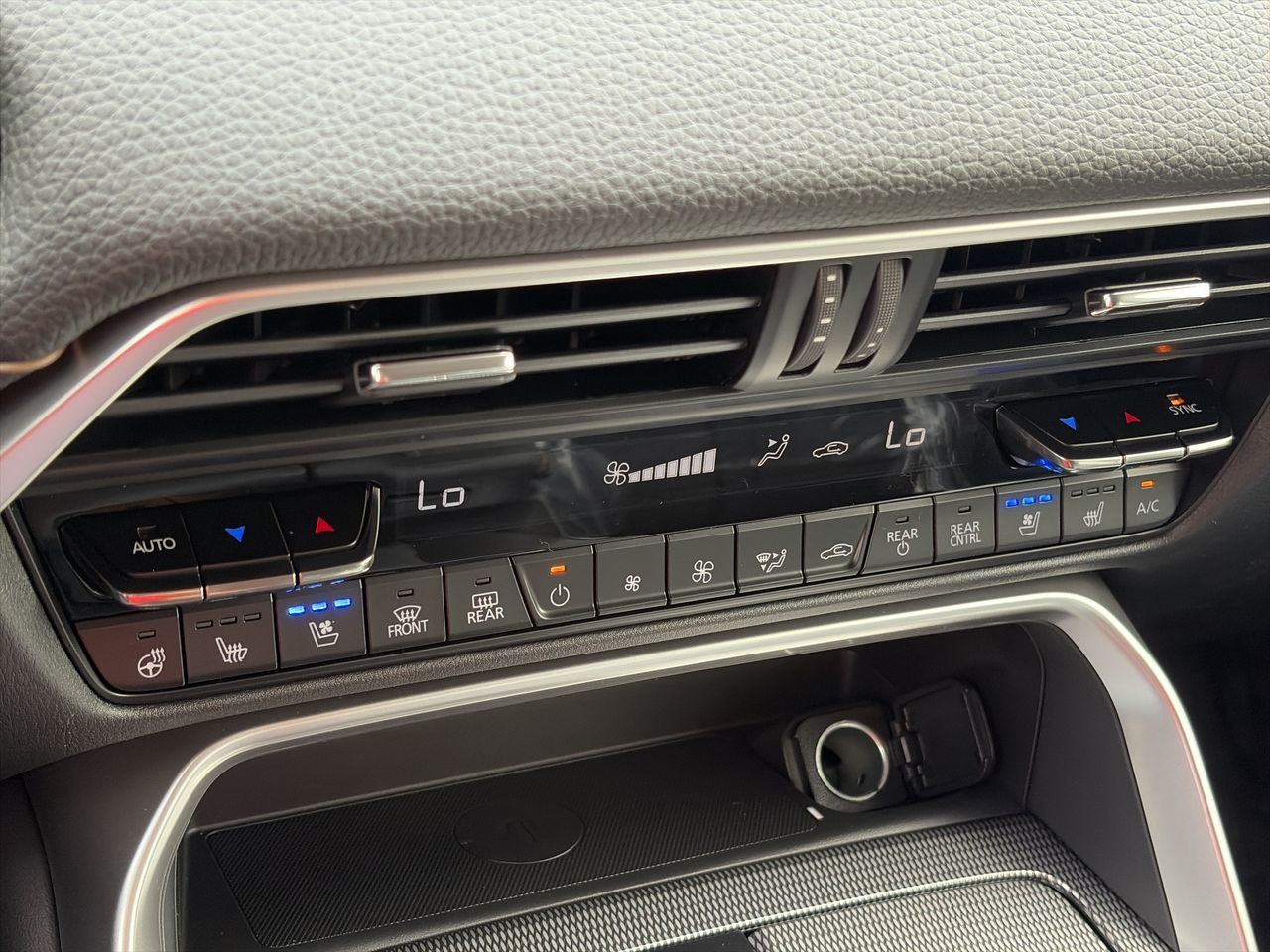 2026 Mazda CX-90 Mild Hybrid in Scarborough, Ontario