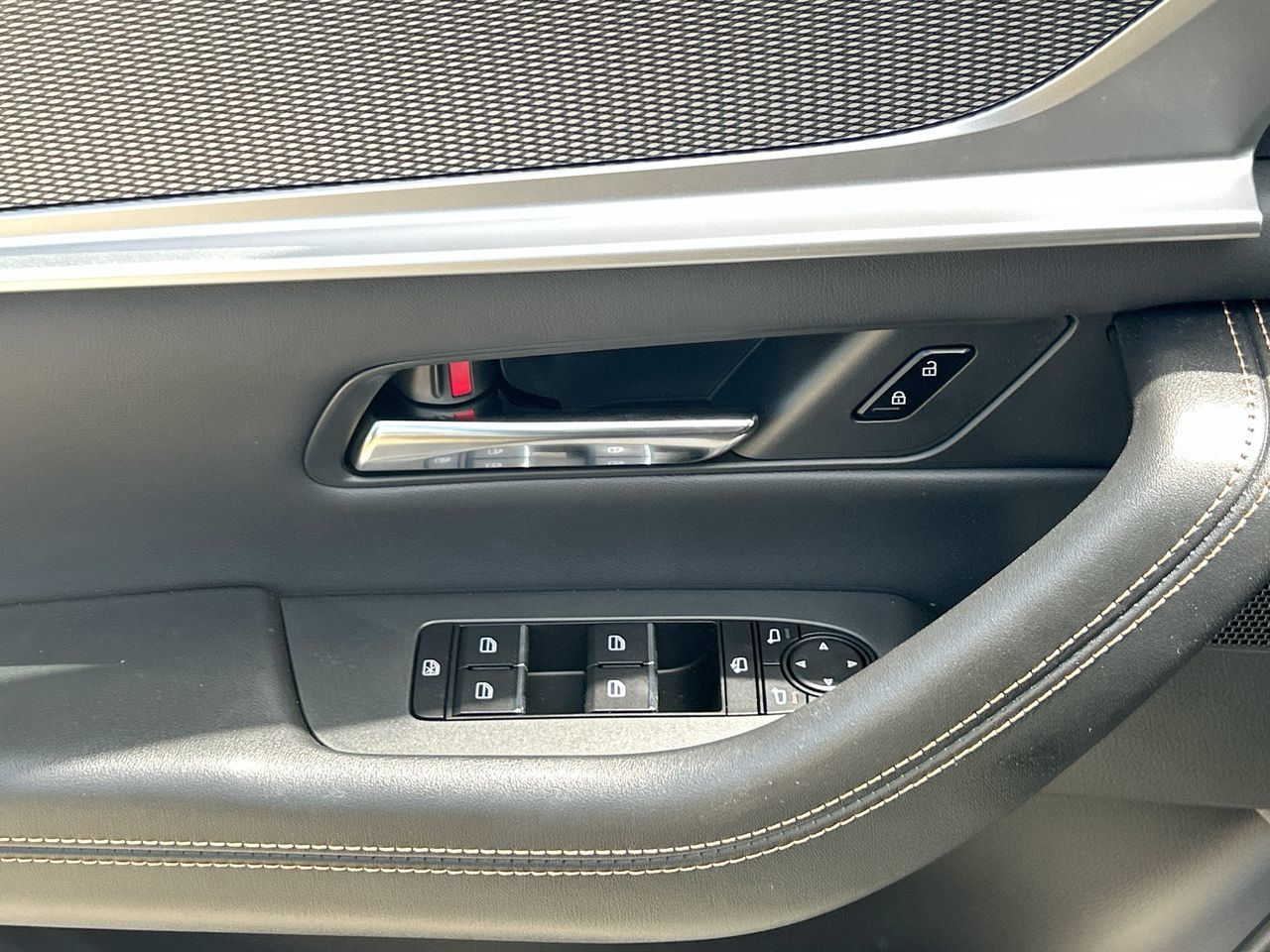 2025 Mazda CX-90 Plug-In Hybrid