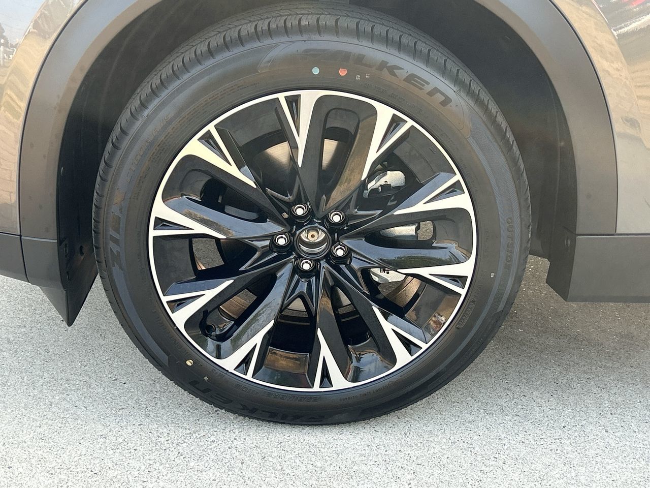 Mazda CX-90 Plug-In Hybrid  2025