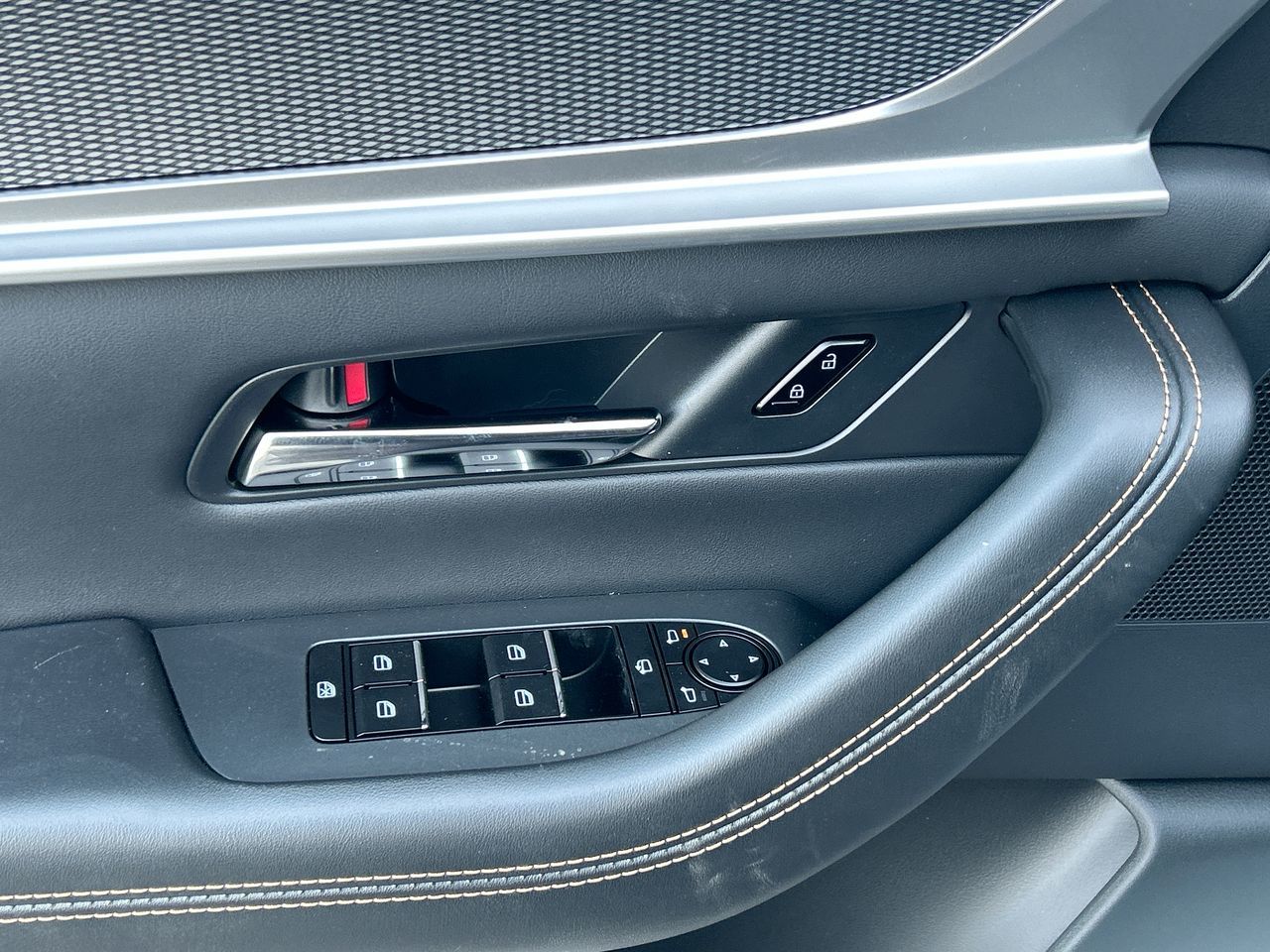 Mazda CX-90 Plug-In Hybrid  2026 à Scarborough, Ontario