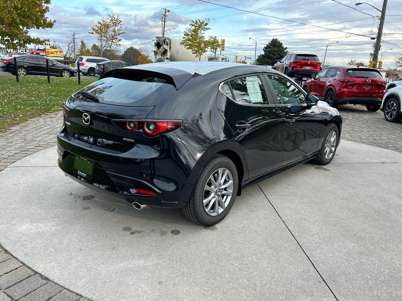 Mazda 3 Sport  2025