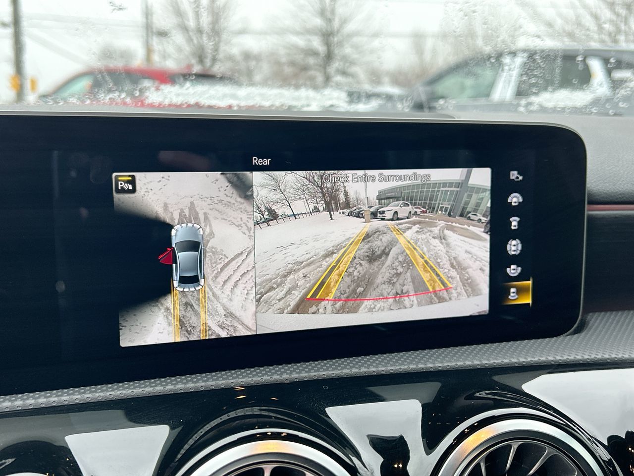 Mercedes-Benz A35 AMG  2020