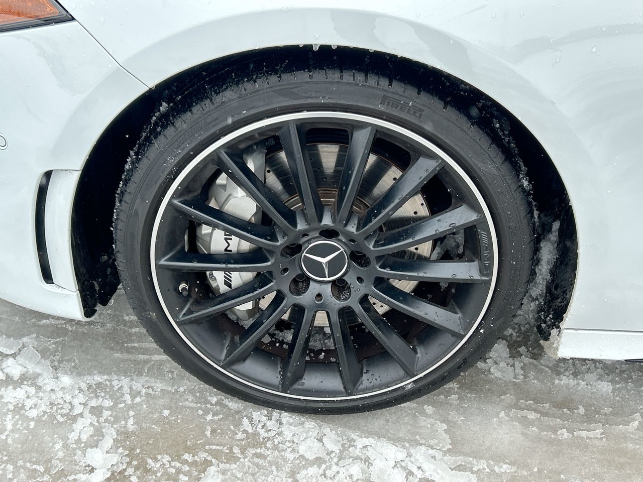 Mercedes-Benz A35 AMG  2020