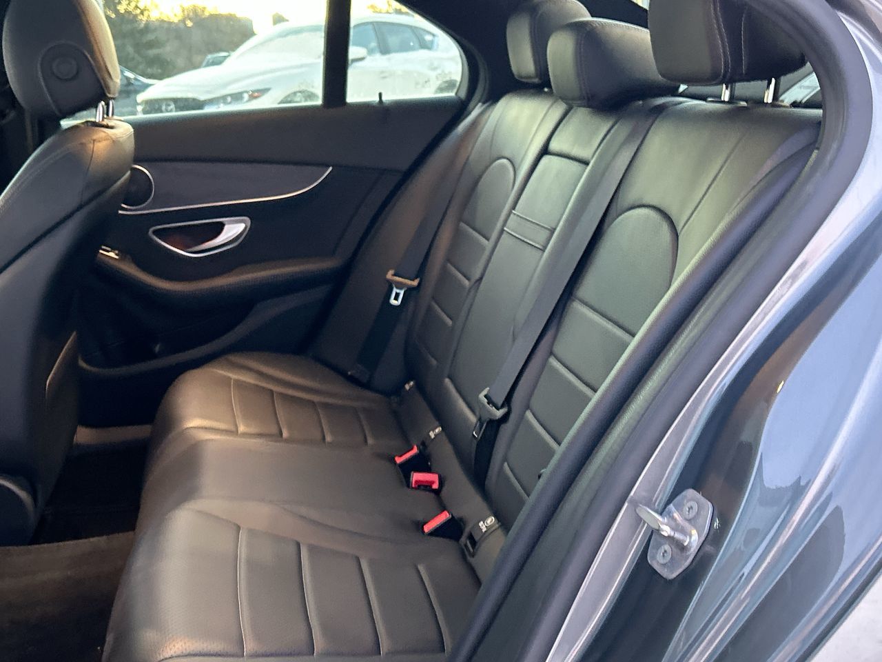 Mercedes-Benz C300  2020