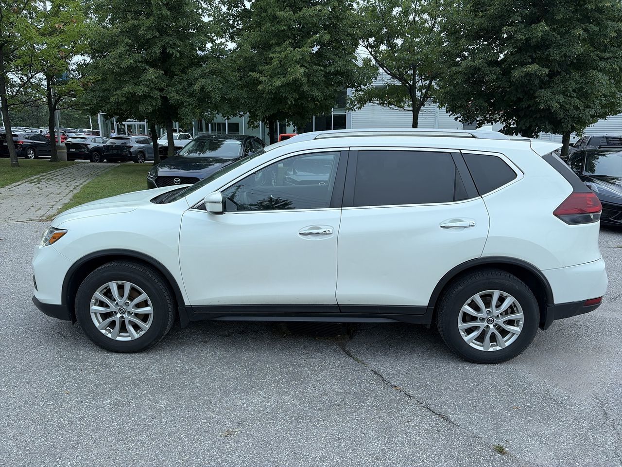 Nissan Rogue  2019