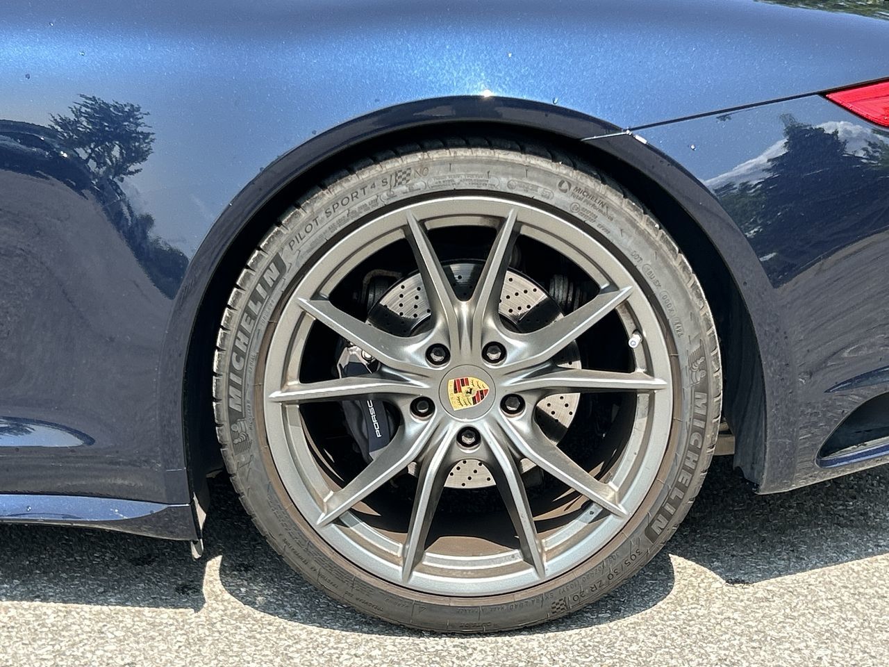 Porsche 911  2019