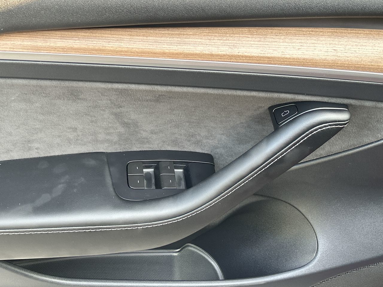 2023 Tesla MODEL 3 in Scarborough, Ontario