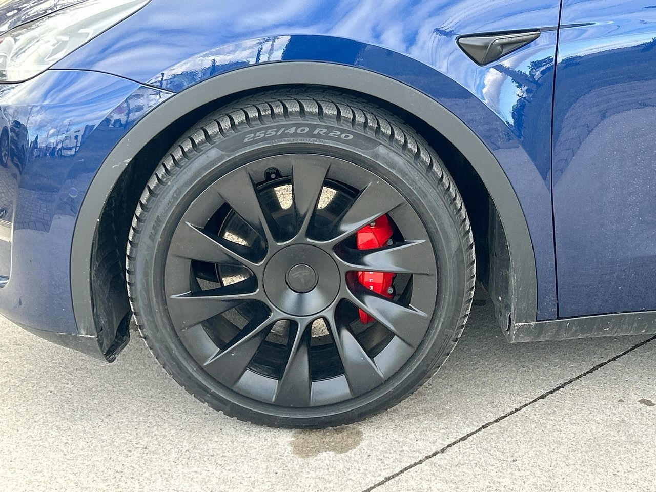 Tesla Model Y  2022