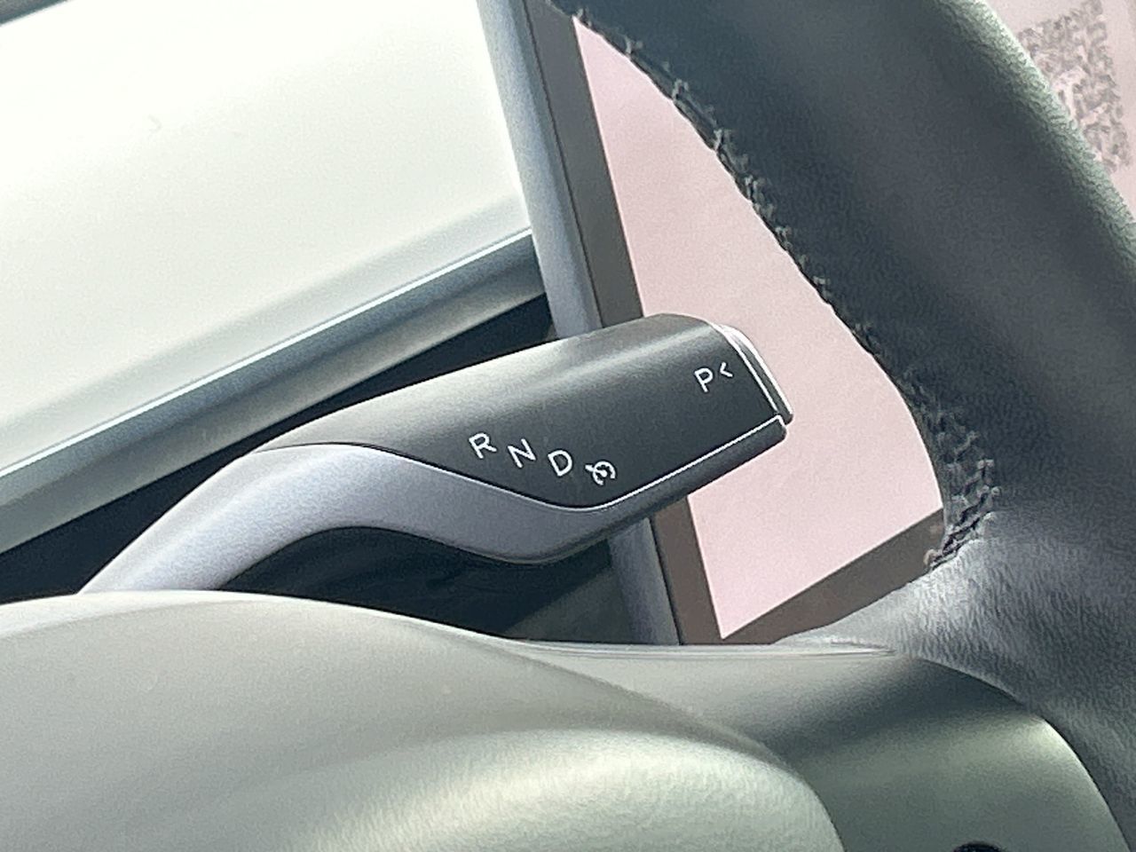 Tesla Model Y  2022