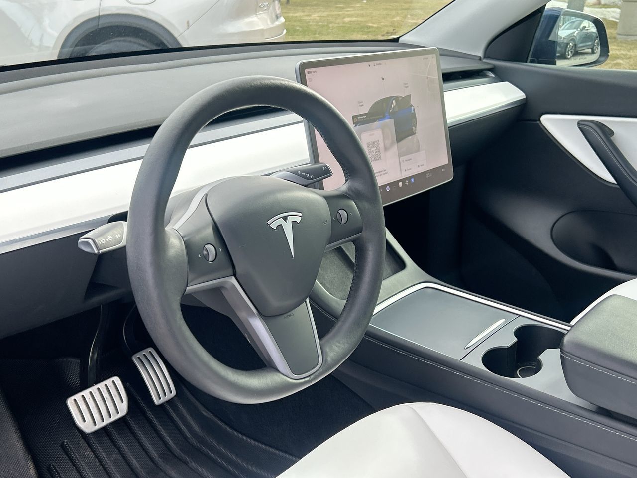 Tesla Model Y  2022