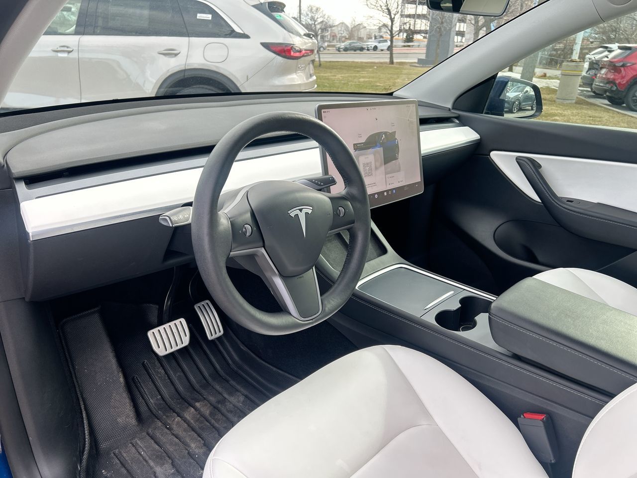 Tesla Model Y  2022