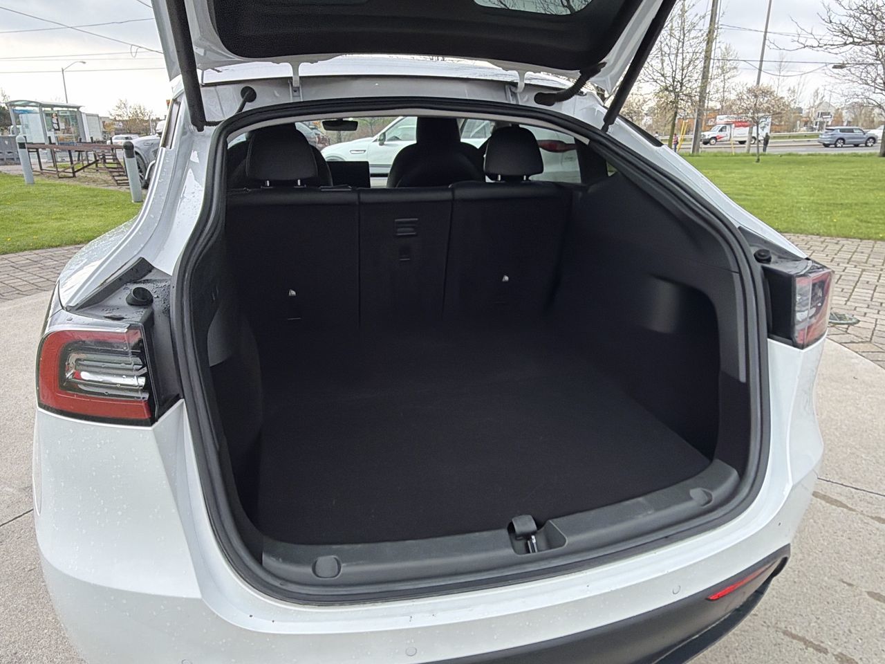 Tesla Model Y  2022
