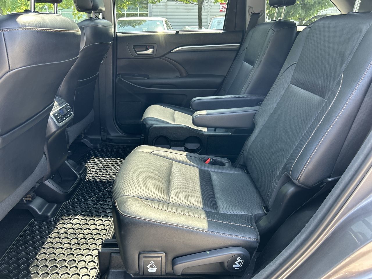 Toyota Highlander  2017