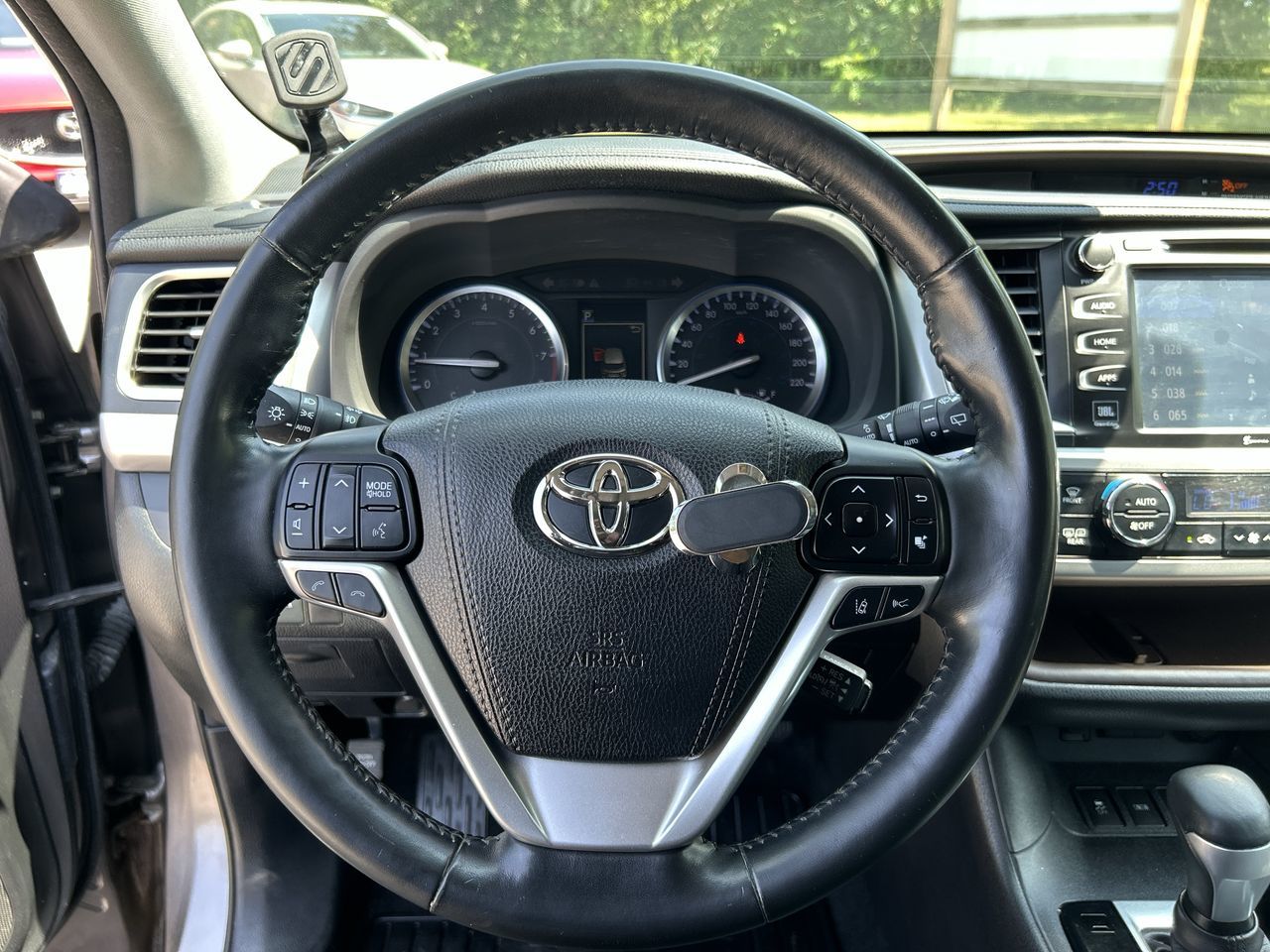 Toyota Highlander  2017
