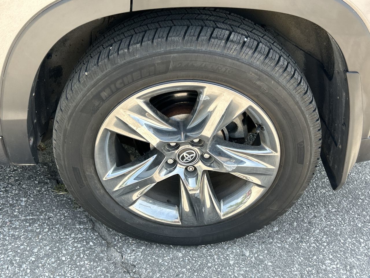 Toyota Highlander  2017