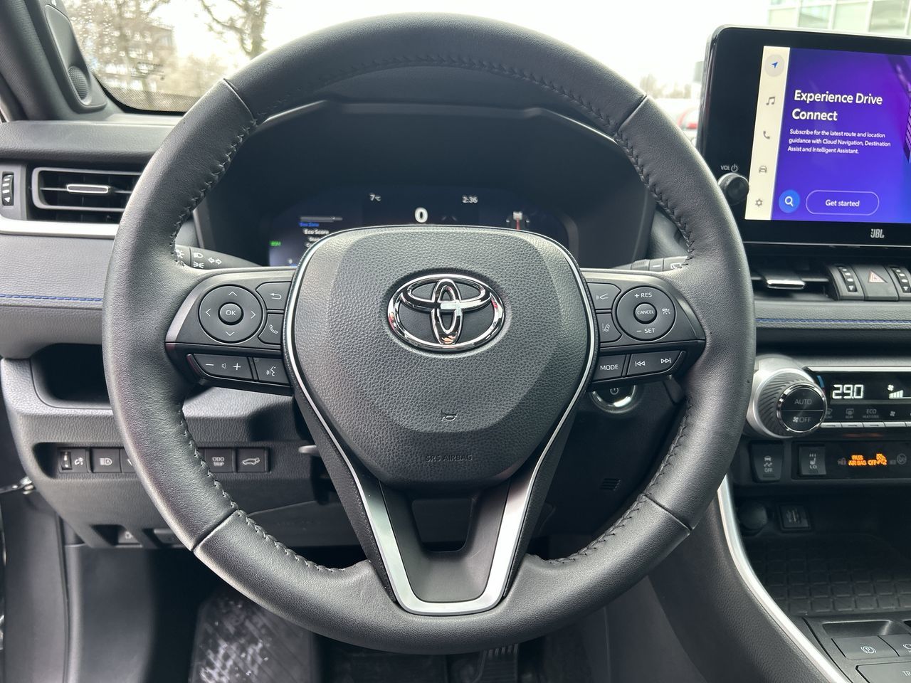 Toyota RAV4 Hybrid  2024 à Scarborough, Ontario