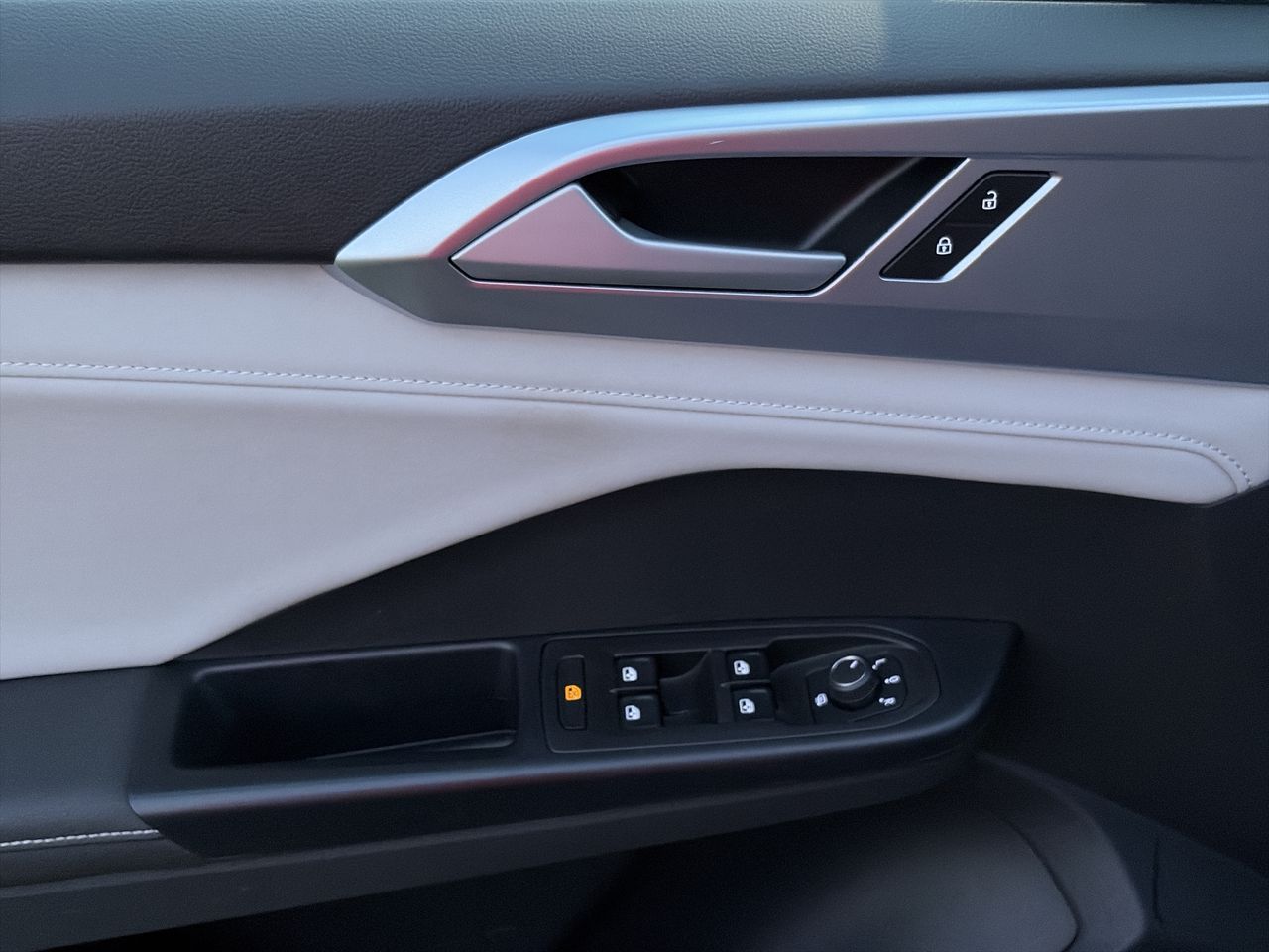 2026 Volkswagen Taos