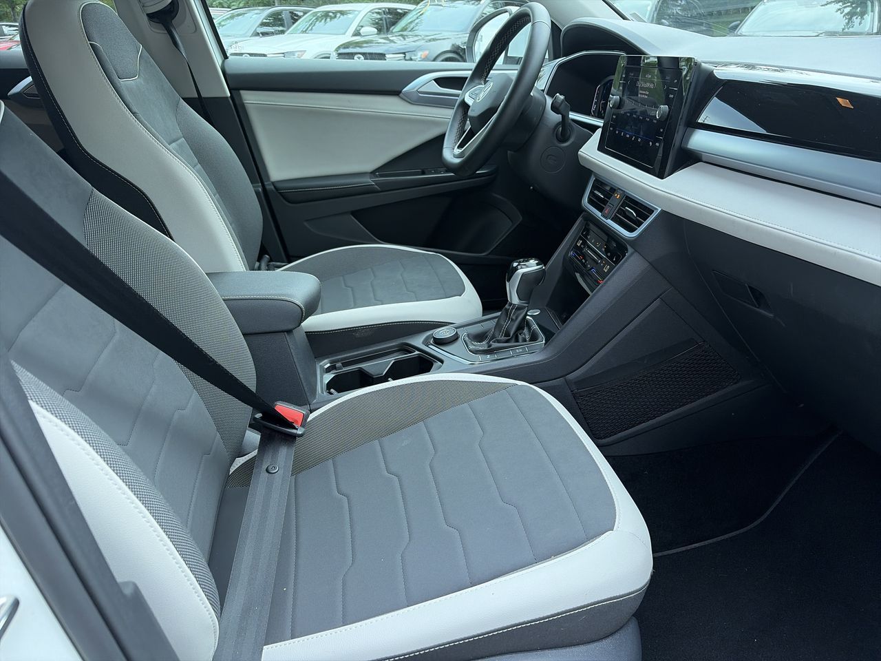 Volkswagen Taos  2026