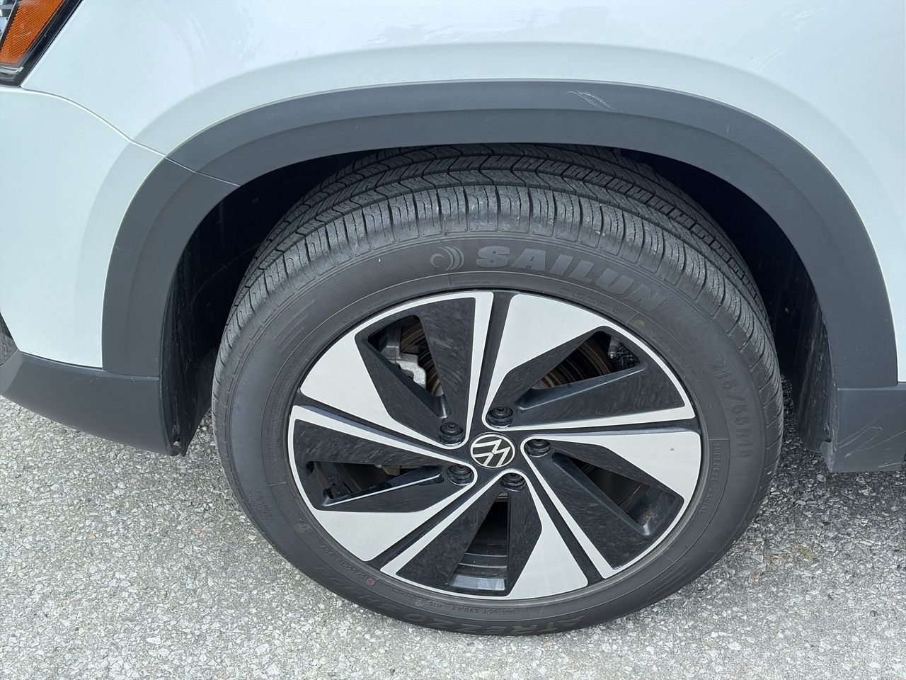 Volkswagen Taos  2026