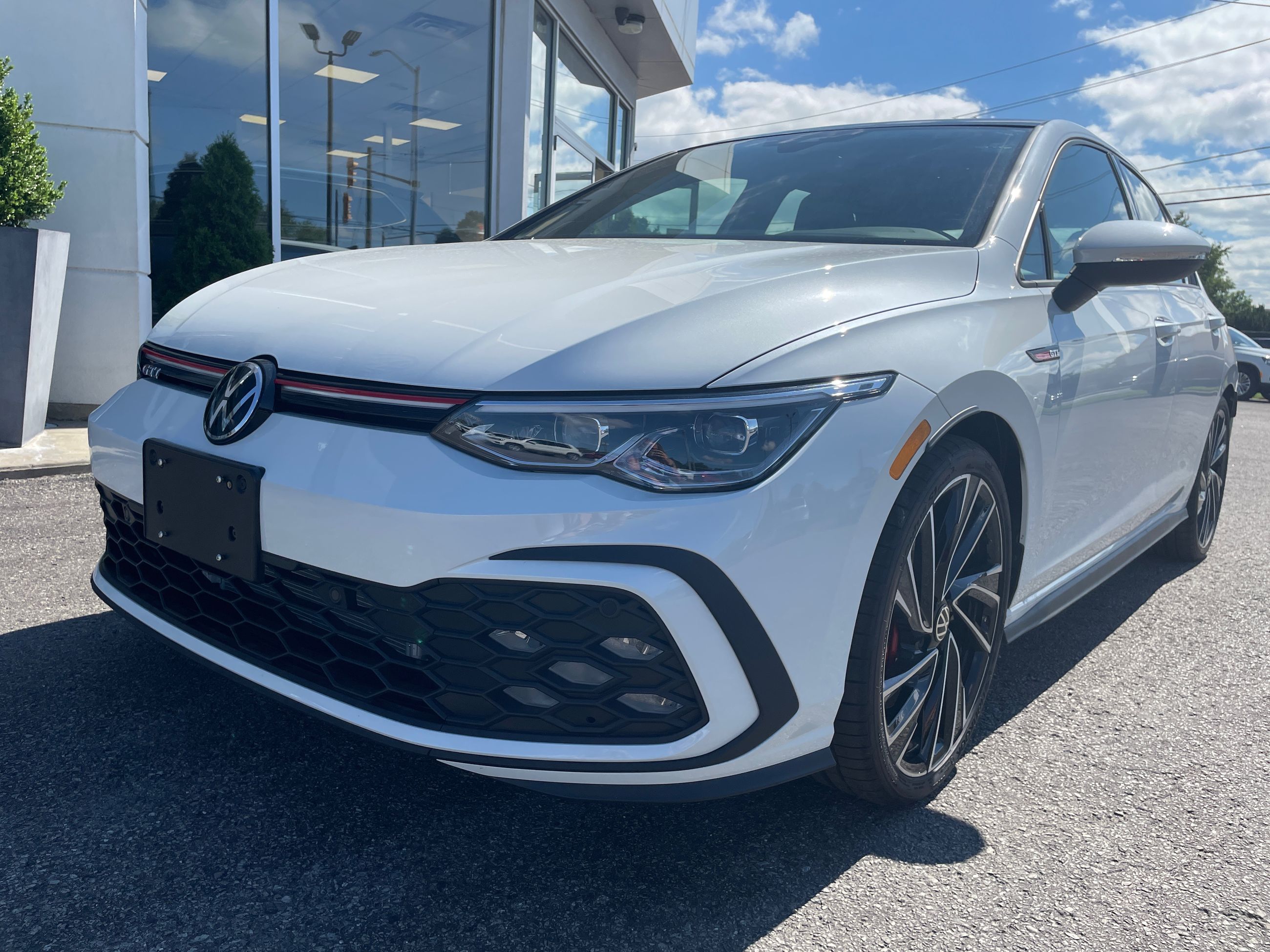 Used 2022 Volkswagen GTI Autobahn 7Sp At DSG W Tip Oryx White Pearl 337 KM For Sale 49998 5 