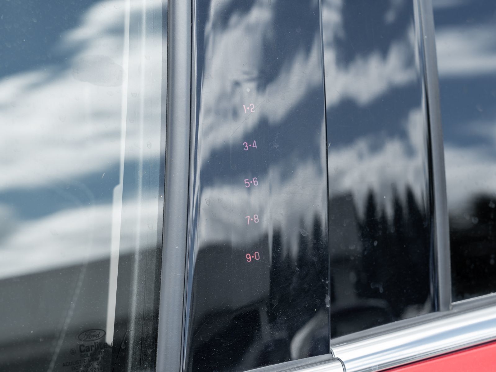 Photo 2018 Ford Escape Titanium #3