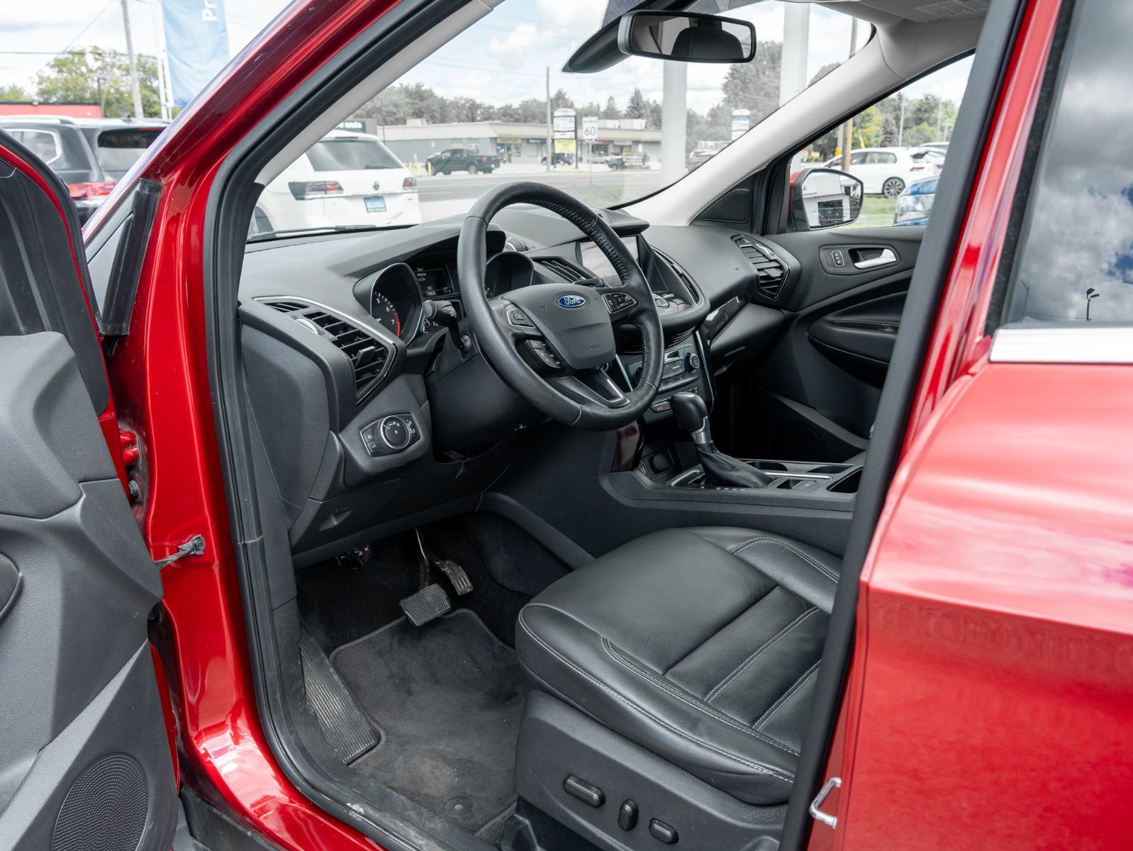 Photo 2018 Ford Escape Titanium #8