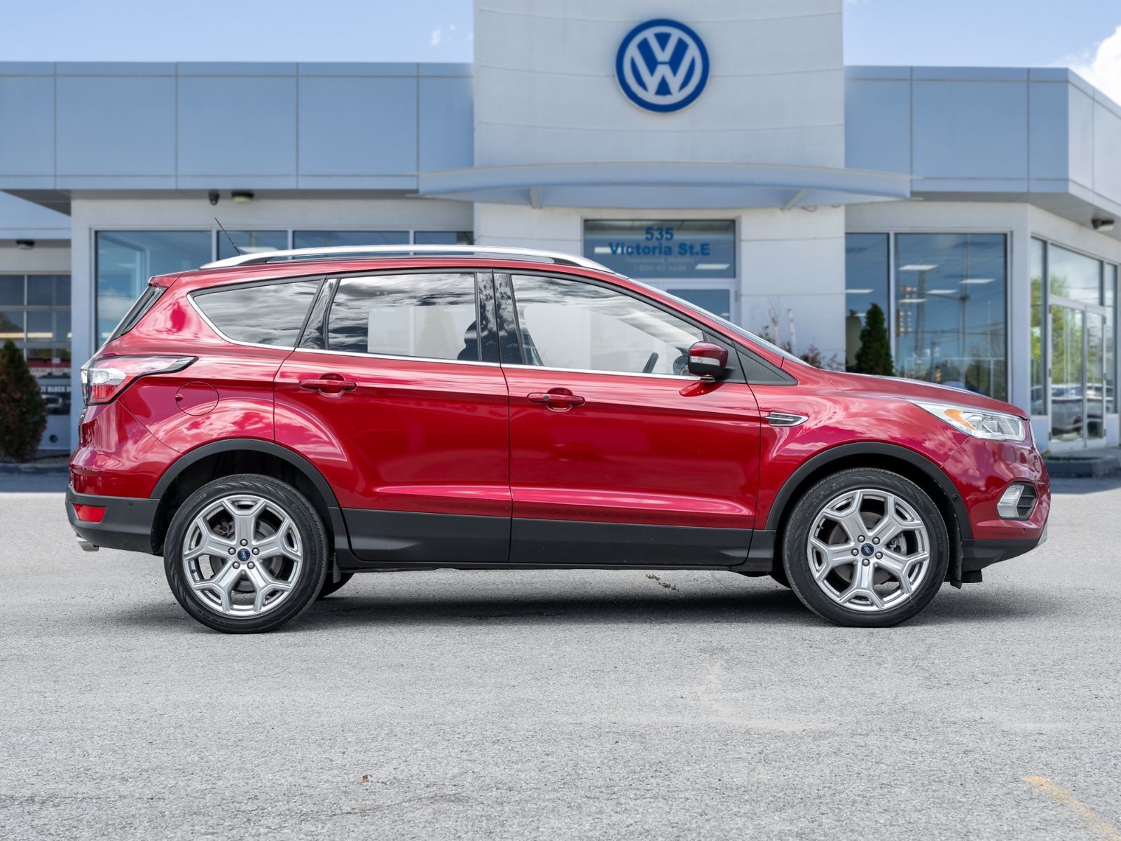 Photo 2018 Ford Escape Titanium #6