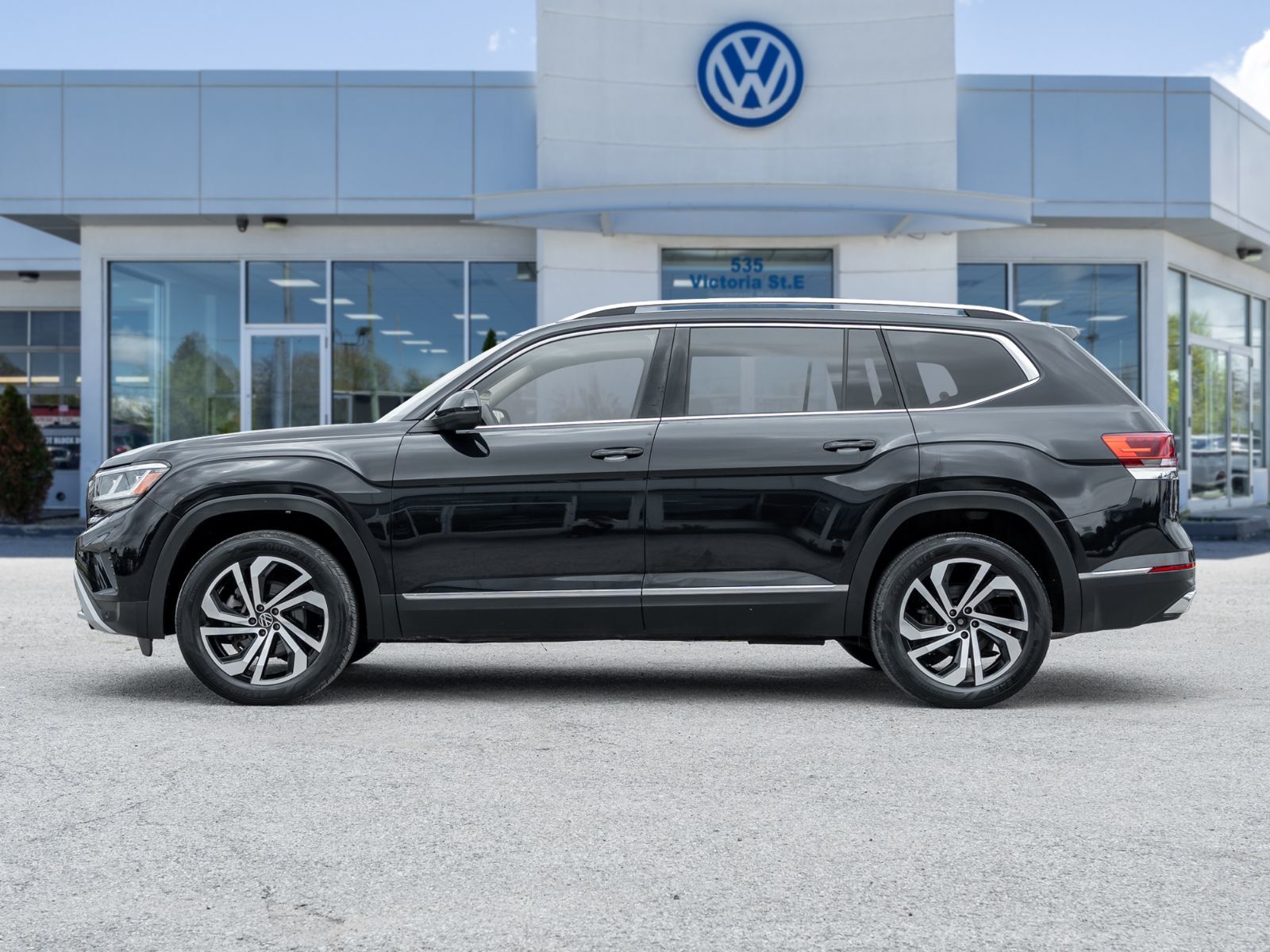 Photo 2023 Volkswagen Atlas Highline #3