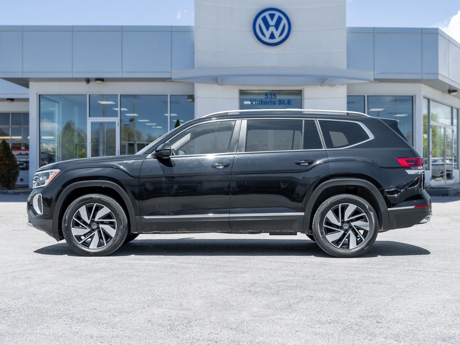 Photo 2024 Volkswagen Atlas Highline #3