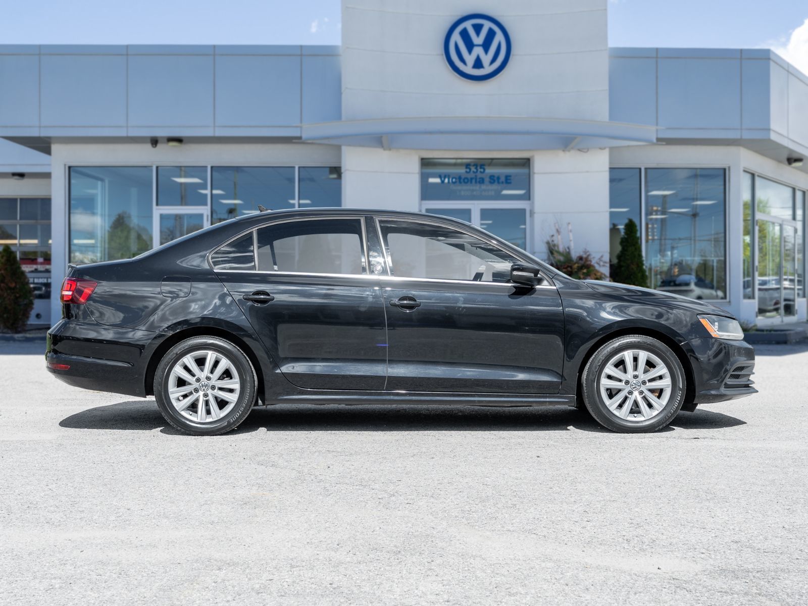Photo 2017 Volkswagen Jetta Sedan Wolfsburg Edition #6