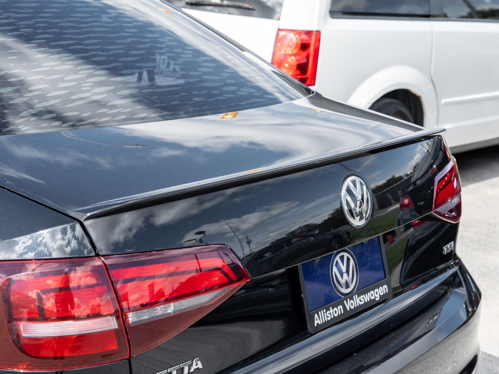 Photo 2017 Volkswagen Jetta Sedan Wolfsburg Edition #8