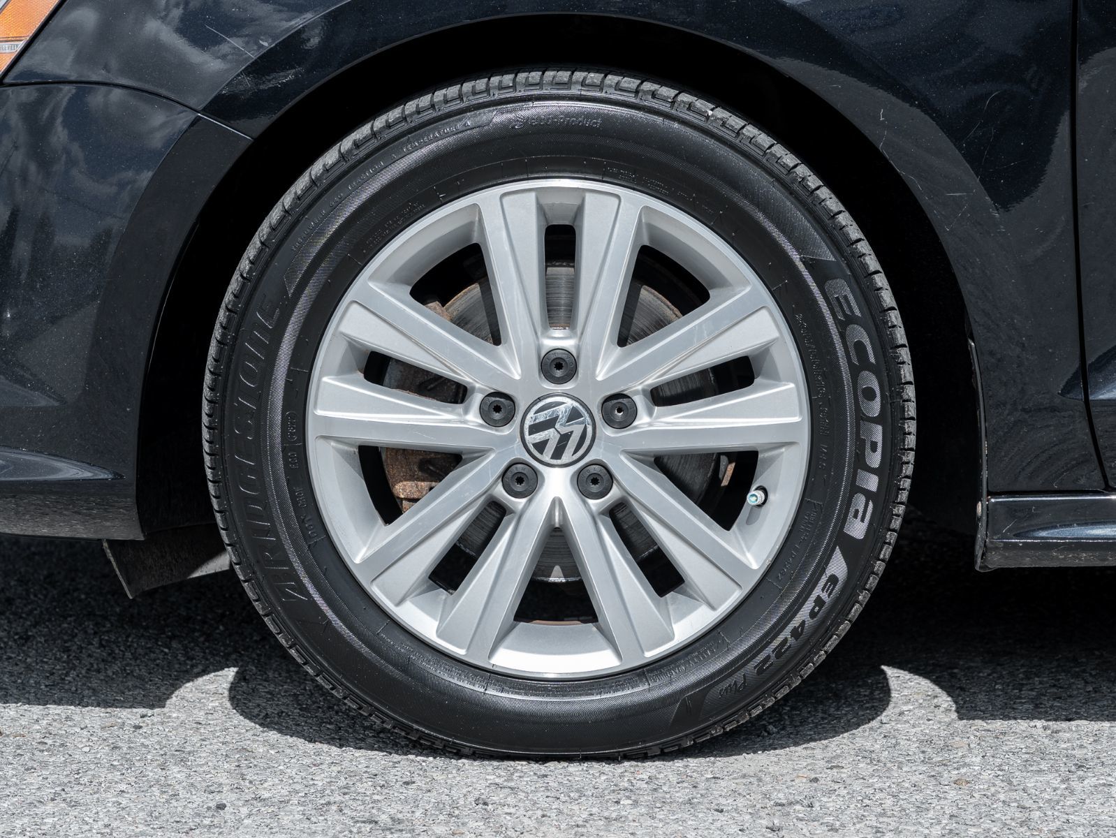Photo 2017 Volkswagen Jetta Sedan Wolfsburg Edition #4