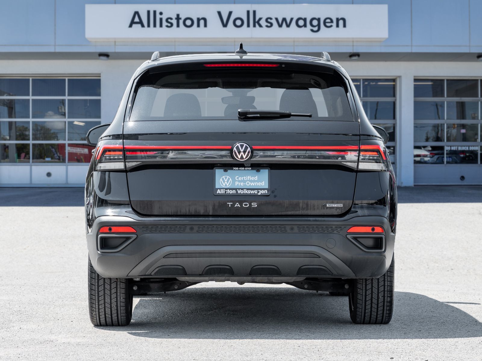 Photo 2025 Volkswagen Taos Comfortline Black Edition #6