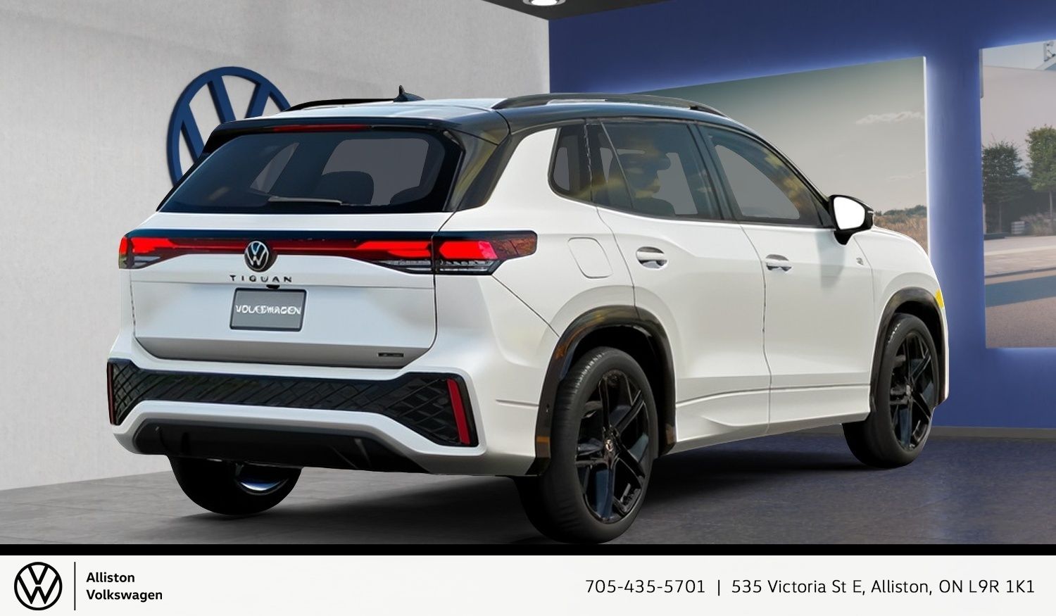 Photo 2026 Volkswagen Tiguan Comfortline R-Line Black Edition 4MOTION #3