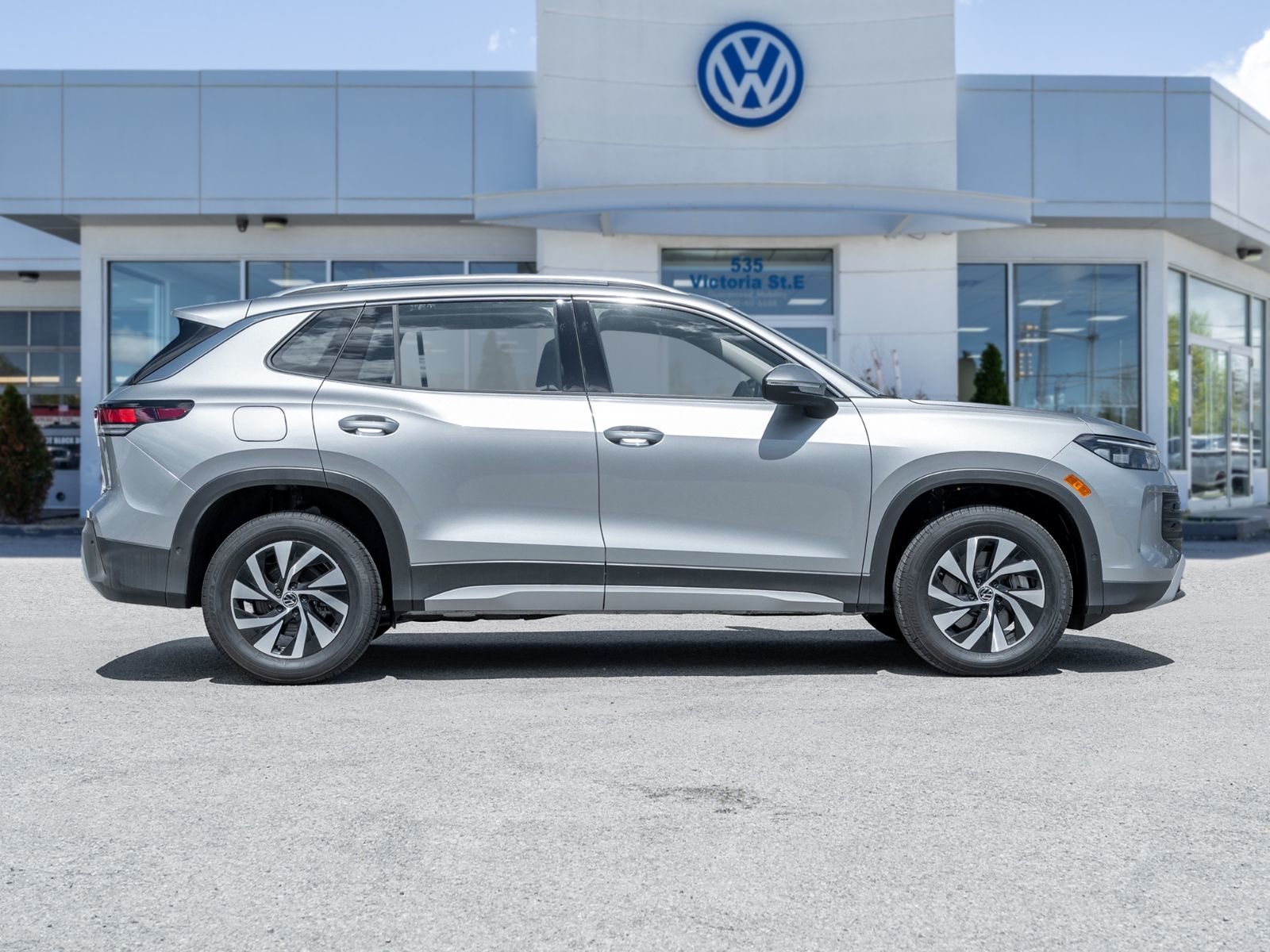 Photo 2026 Volkswagen Tiguan Trendline #5