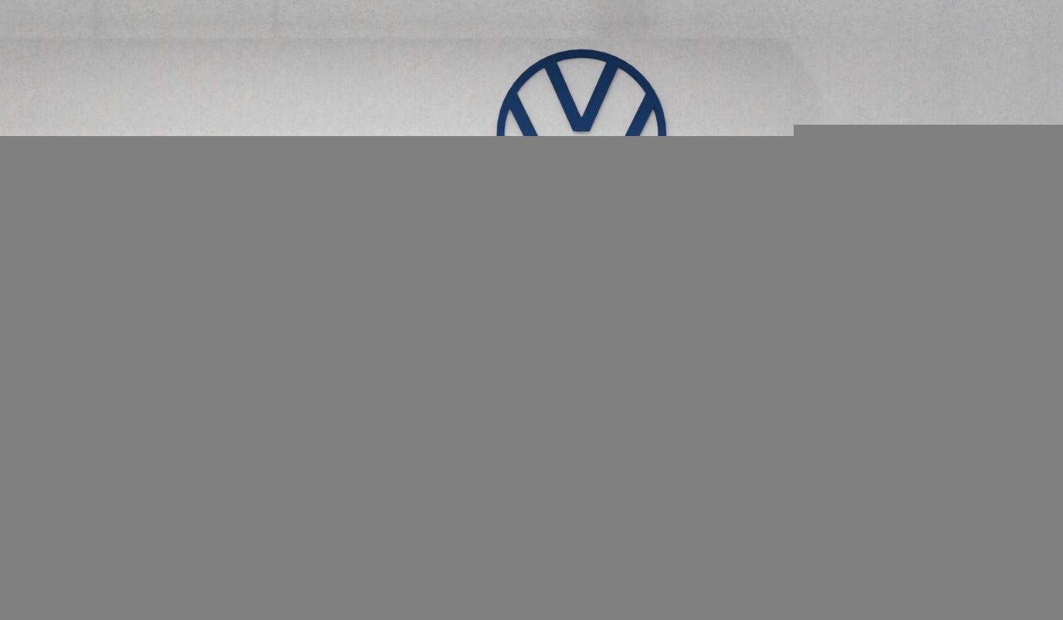 Photo 2026 Volkswagen Tiguan Comfortline R-Line Black Edition 4MOTION #2