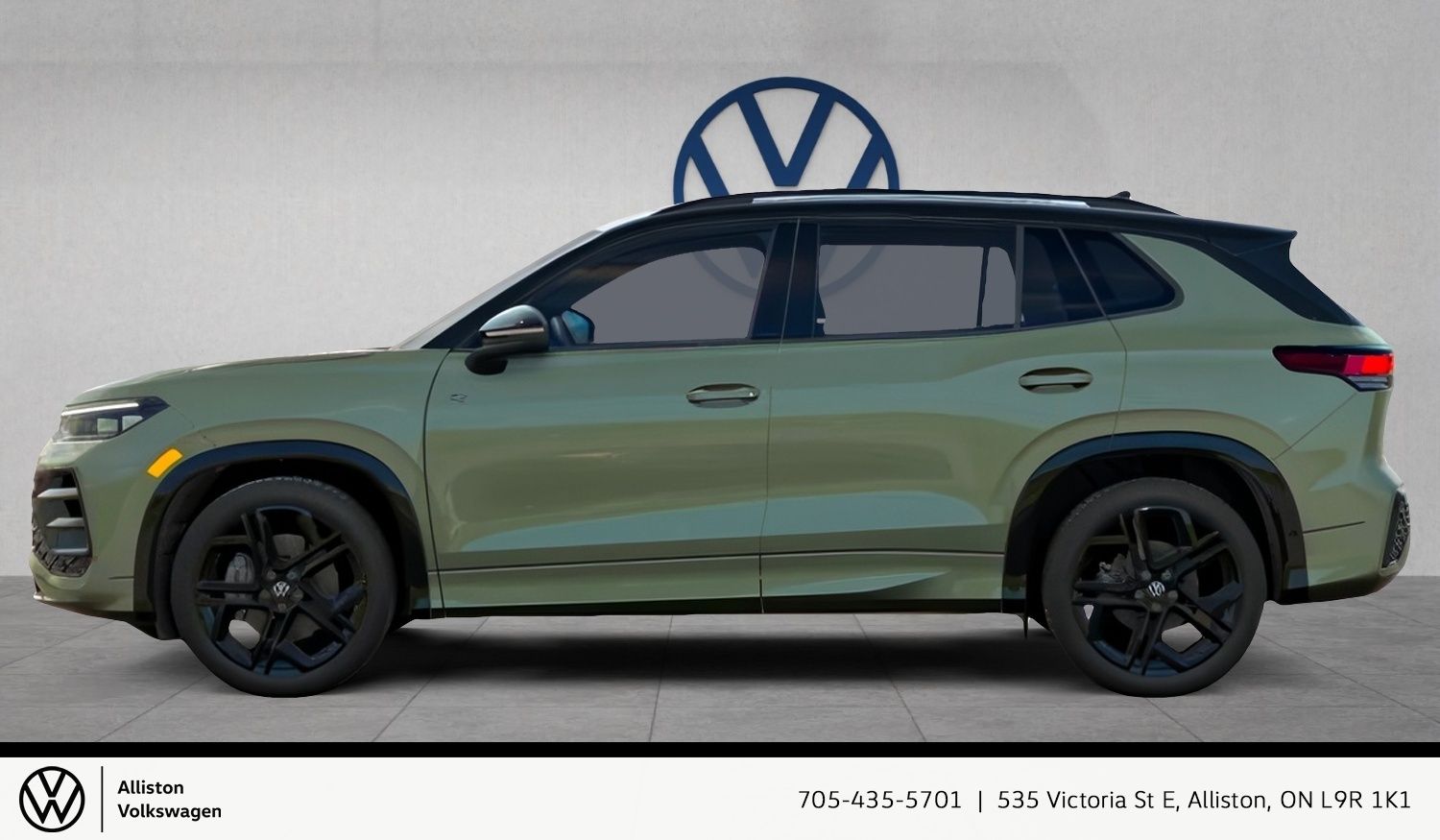 Photo 2026 Volkswagen Tiguan Comfortline R-Line Black Edition 4MOTION #2