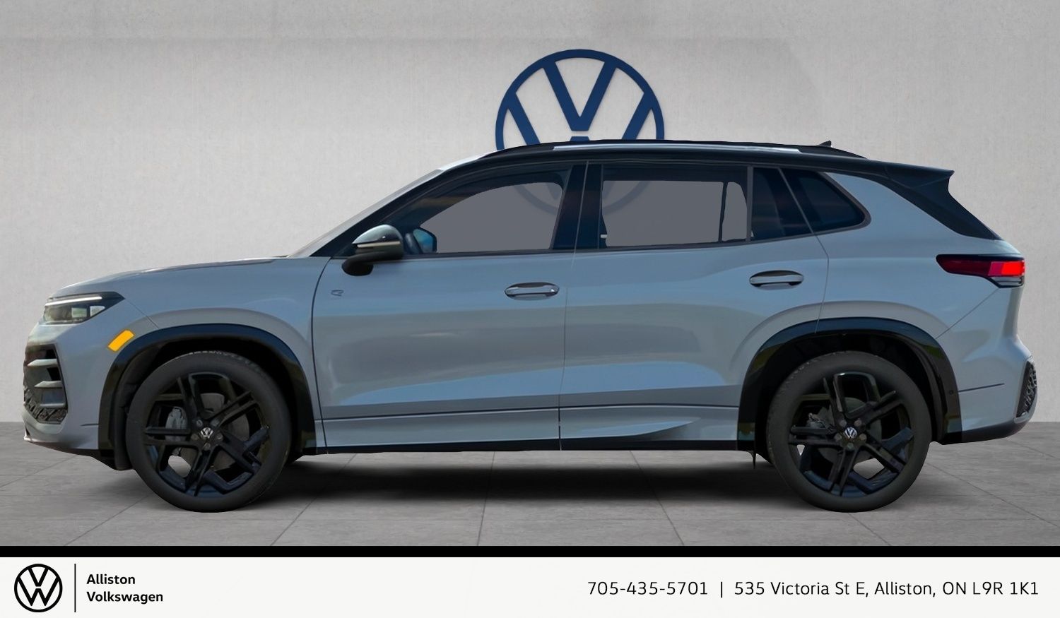 Photo 2026 Volkswagen Tiguan Comfortline R-Line Black Edition 4MOTION #2