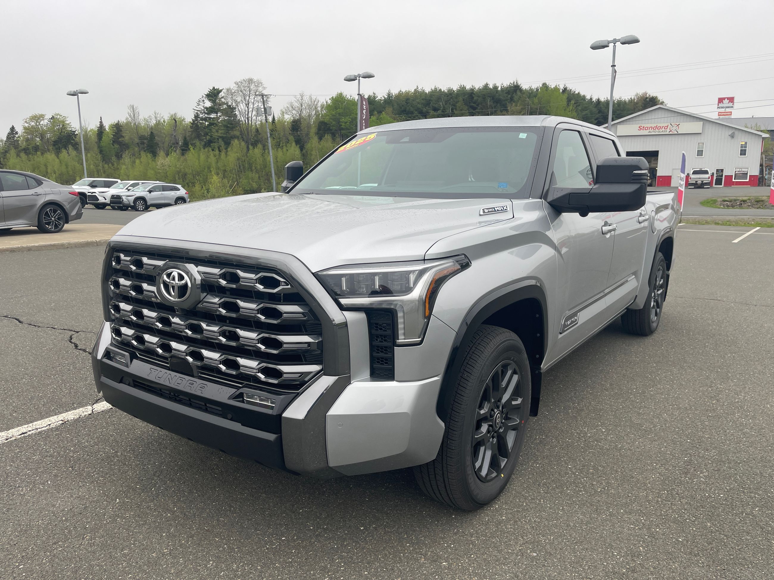 2025 Toyota Tundra Hybrid PLATINUM
