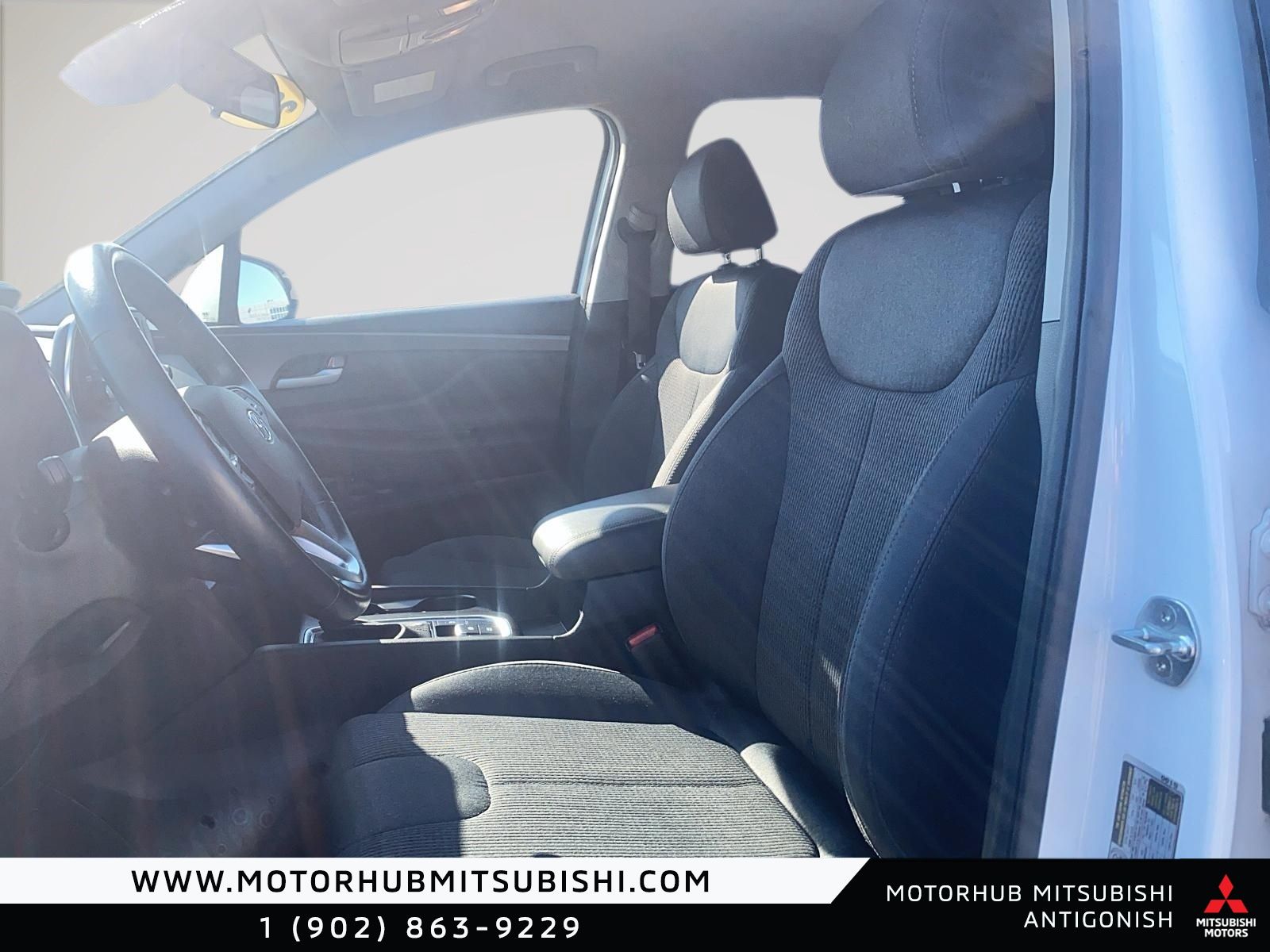 Photo Hyundai Santa Fe Essential 2020 #8