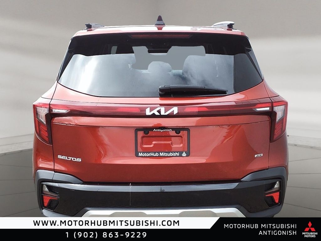 Photo 2024 Kia Seltos SX #3