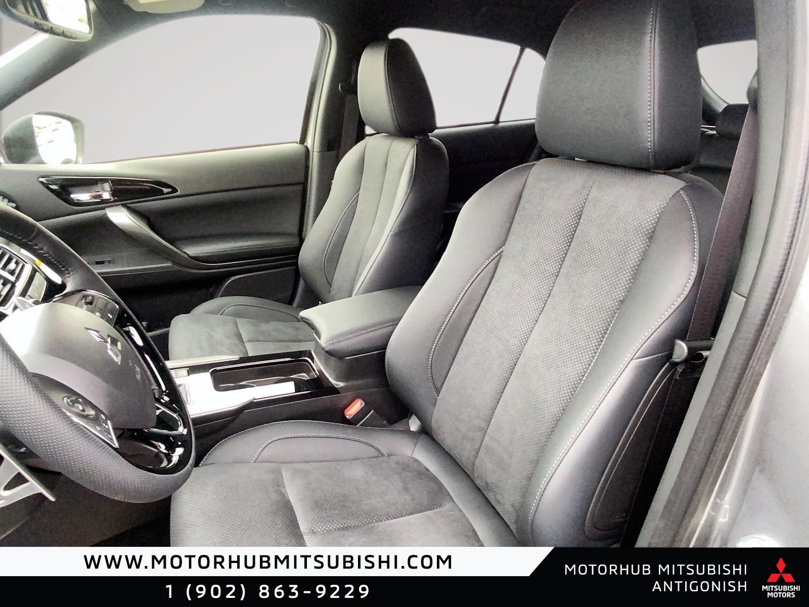 Photo Mitsubishi Eclipse Cross NOIR S-AWC 2026 #8