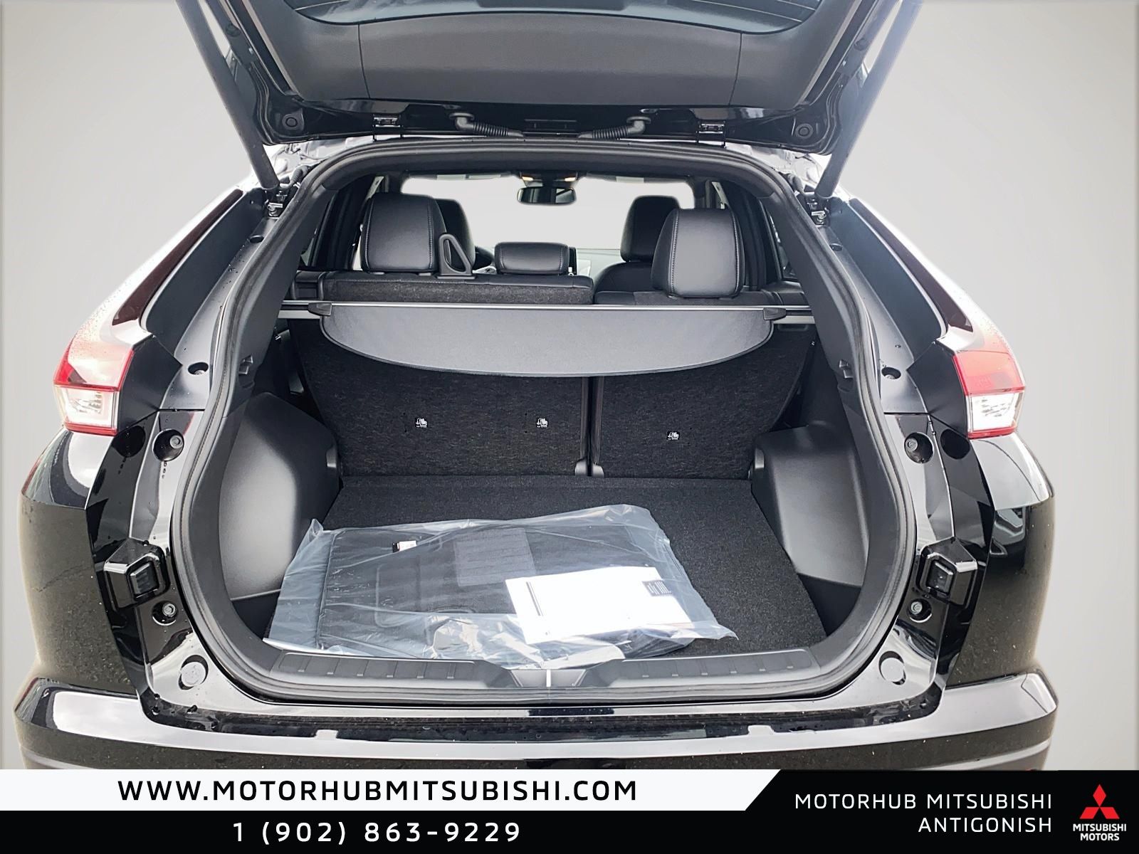 Photo Mitsubishi Eclipse Cross NOIR S-AWC 2026 #6