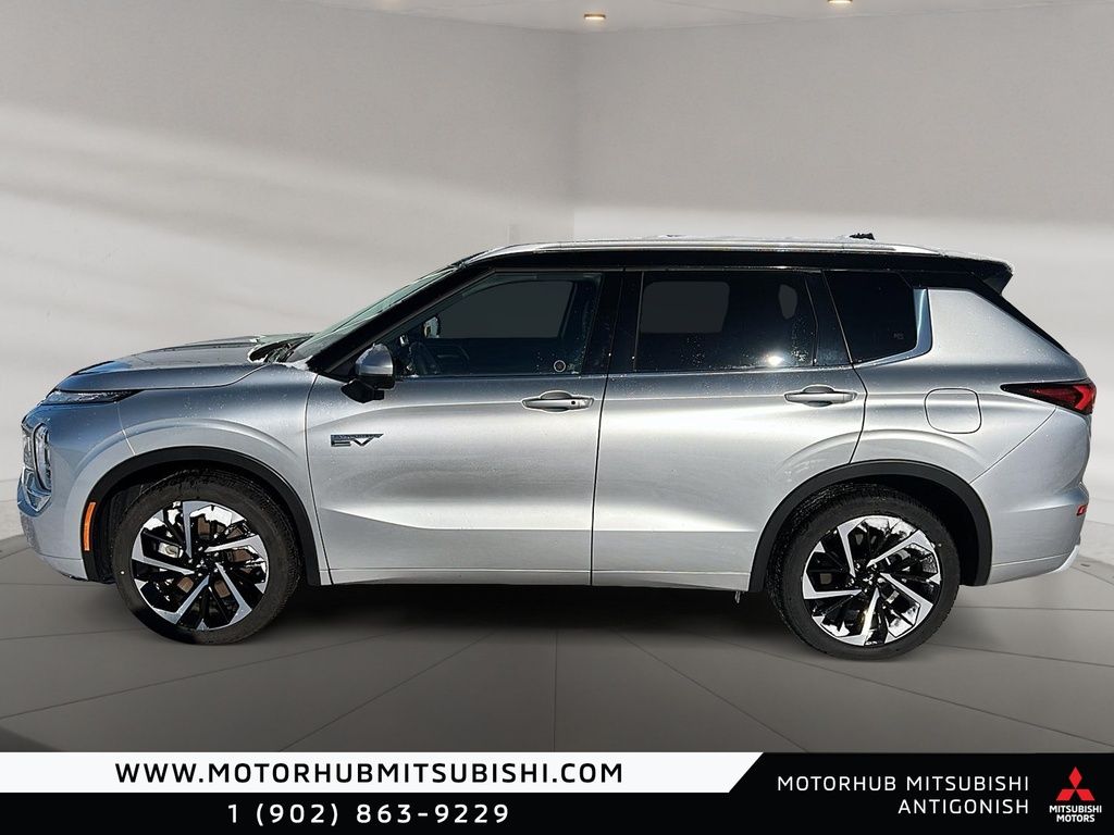 Photo 2025 Mitsubishi Outlander Plug-In Hybrid GT NOIR #5