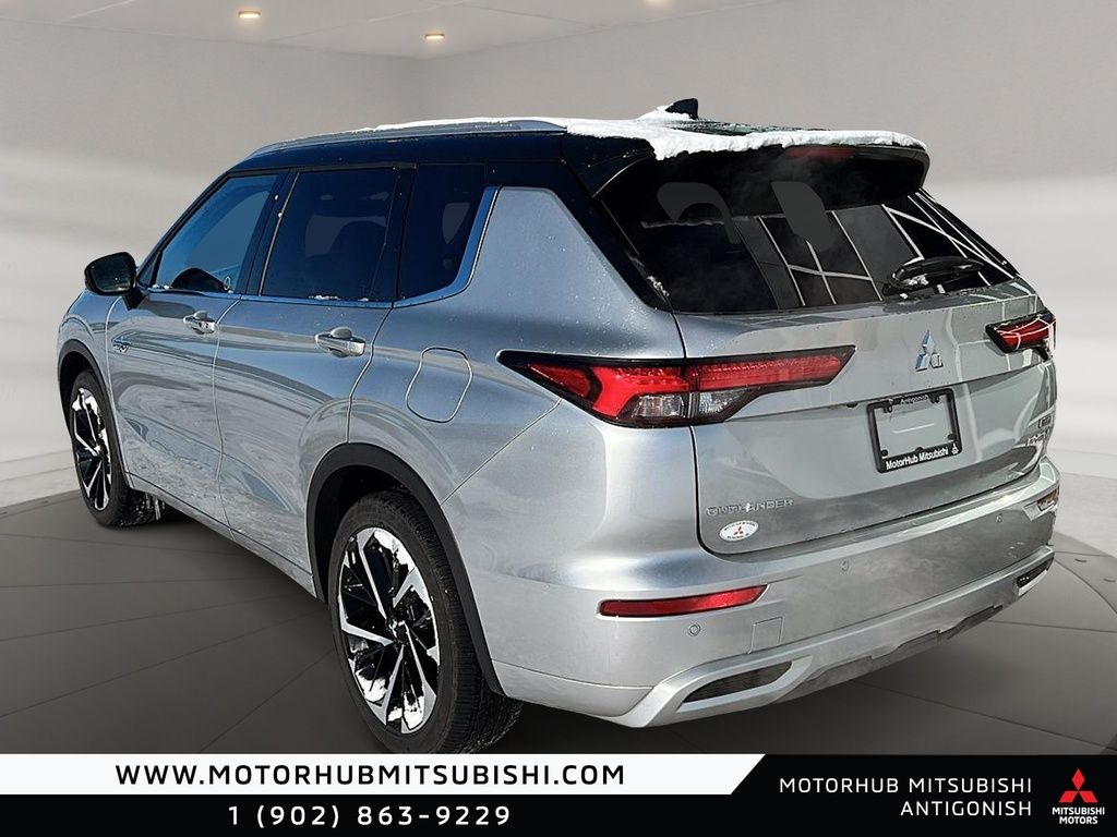 Photo 2025 Mitsubishi Outlander Plug-In Hybrid GT NOIR #4