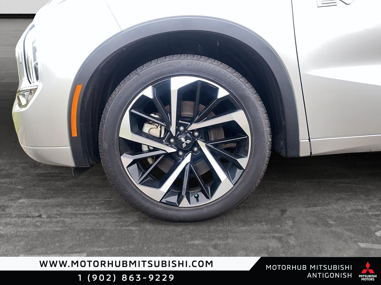 Photo Mitsubishi Outlander Plug-In Hybrid GT NOIR 2025 #6