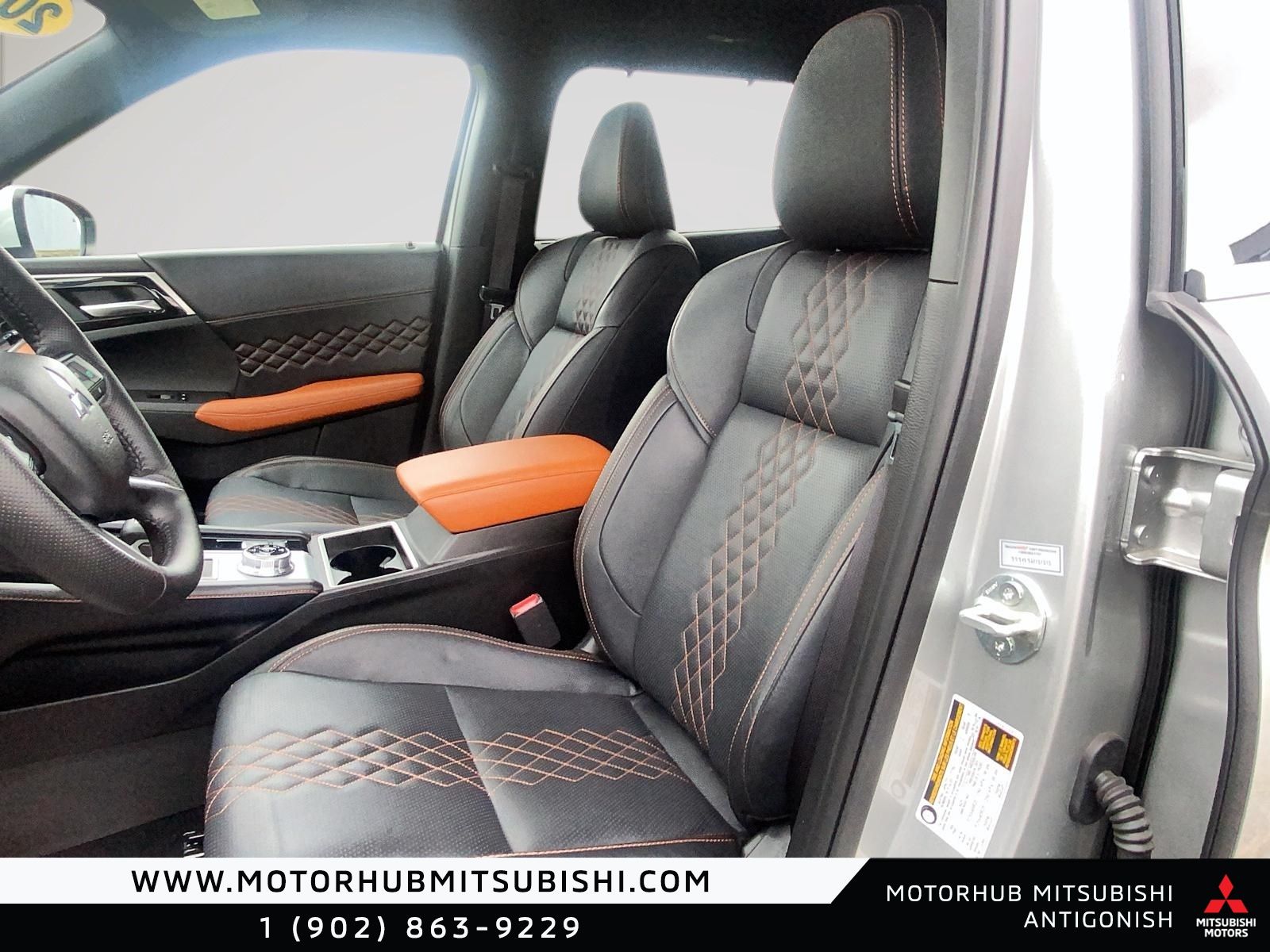 Photo Mitsubishi Outlander Plug-In Hybrid GT NOIR 2025 #7